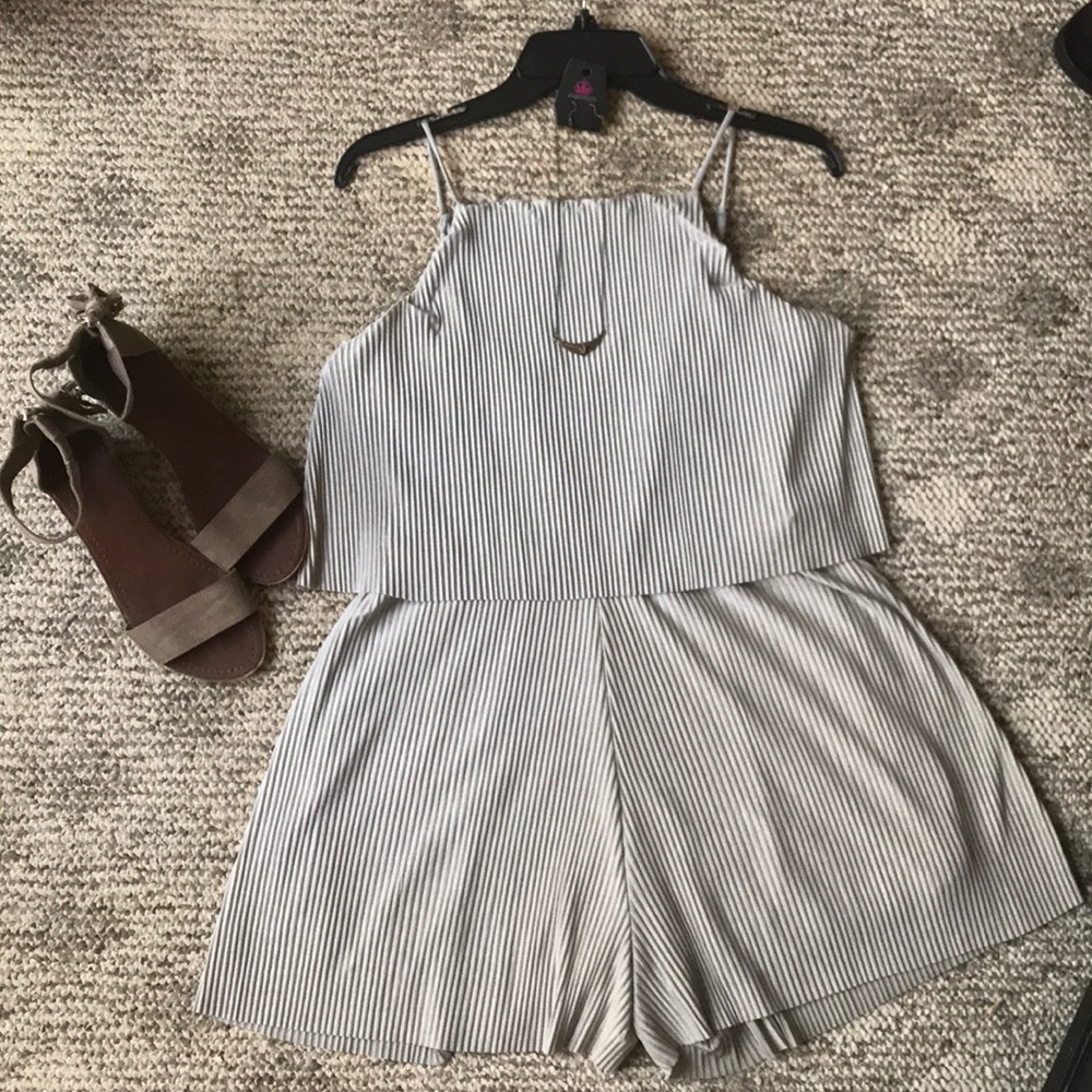 Make an offer! Gorgeous romper